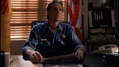 ROSWELL_-_E2X01_SKIN_AND_BONES_139.jpg