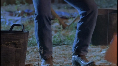 ROSWELL_-_E2X01_SKIN_AND_BONES_182.jpg