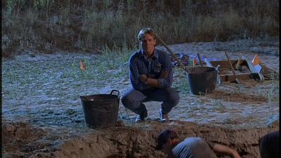 ROSWELL_-_E2X01_SKIN_AND_BONES_213.jpg