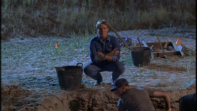 ROSWELL_-_E2X01_SKIN_AND_BONES_218.jpg