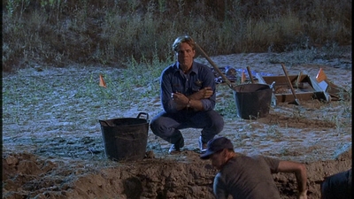 ROSWELL_-_E2X01_SKIN_AND_BONES_219.jpg