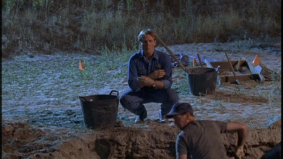 ROSWELL_-_E2X01_SKIN_AND_BONES_222.jpg