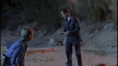 ROSWELL_-_E2X01_SKIN_AND_BONES_254.jpg