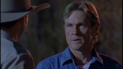 ROSWELL_-_E2X01_SKIN_AND_BONES_271.jpg