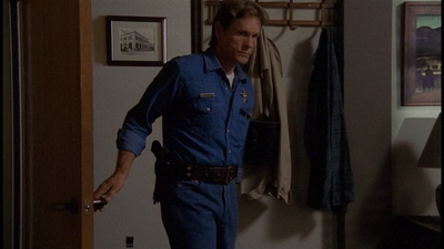 ROSWELL_-_E2X01_SKIN_AND_BONES_309.jpg