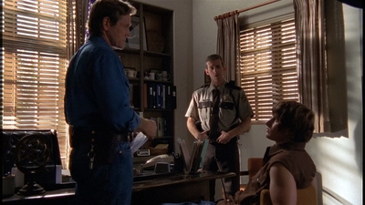 ROSWELL_-_E2X01_SKIN_AND_BONES_324.jpg