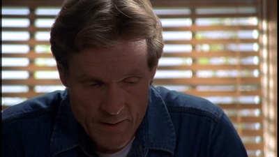 ROSWELL_-_E2X01_SKIN_AND_BONES_418.jpg