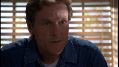 ROSWELL_-_E2X01_SKIN_AND_BONES_421.jpg