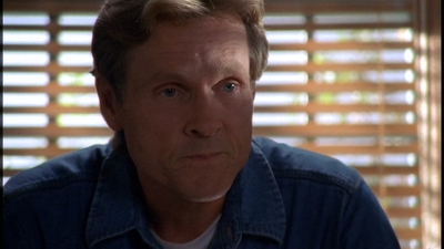 ROSWELL_-_E2X01_SKIN_AND_BONES_424.jpg