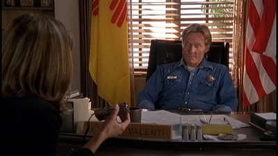 ROSWELL_-_E2X01_SKIN_AND_BONES_467.jpg