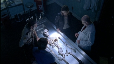 ROSWELL_-_E2X01_SKIN_AND_BONES_494.jpg