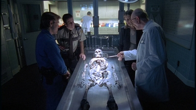 ROSWELL_-_E2X01_SKIN_AND_BONES_512.jpg