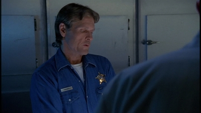 ROSWELL_-_E2X01_SKIN_AND_BONES_516.jpg