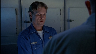 ROSWELL_-_E2X01_SKIN_AND_BONES_531.jpg
