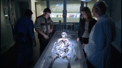 ROSWELL_-_E2X01_SKIN_AND_BONES_548.jpg