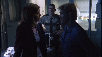 ROSWELL_-_E2X01_SKIN_AND_BONES_582.jpg