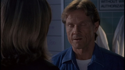 ROSWELL_-_E2X01_SKIN_AND_BONES_588.jpg