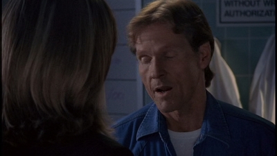 ROSWELL_-_E2X01_SKIN_AND_BONES_592.jpg