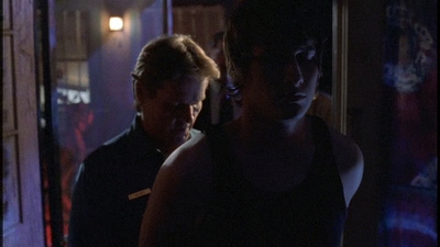 ROSWELL_-_E2X01_SKIN_AND_BONES_638.jpg