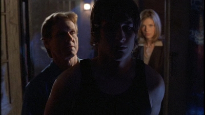ROSWELL_-_E2X01_SKIN_AND_BONES_658.jpg