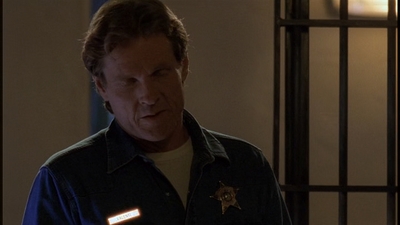 ROSWELL_-_E2X01_SKIN_AND_BONES_692.jpg