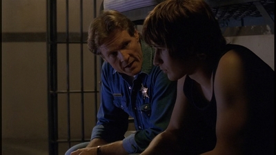 ROSWELL_-_E2X01_SKIN_AND_BONES_740.jpg