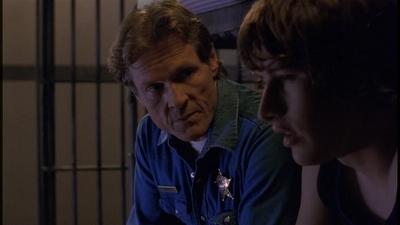 ROSWELL_-_E2X01_SKIN_AND_BONES_759.jpg