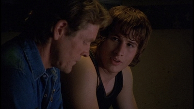 ROSWELL_-_E2X01_SKIN_AND_BONES_760.jpg