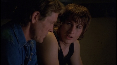 ROSWELL_-_E2X01_SKIN_AND_BONES_761.jpg