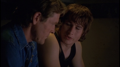 ROSWELL_-_E2X01_SKIN_AND_BONES_762.jpg