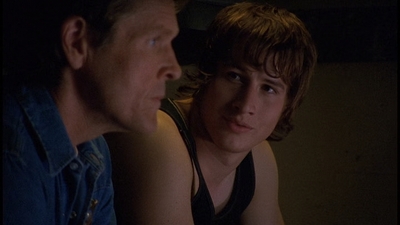 ROSWELL_-_E2X01_SKIN_AND_BONES_780.jpg