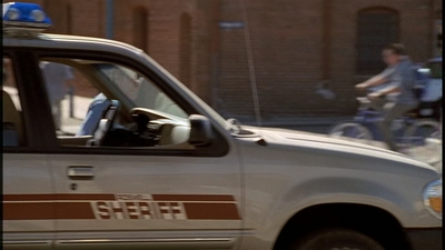 ROSWELL_-_E2X02_ASK_NOT_004.jpg