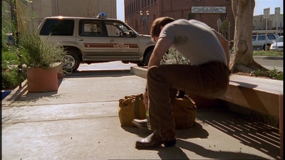 ROSWELL_-_E2X02_ASK_NOT_012.jpg