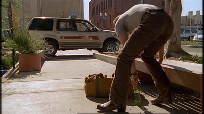 ROSWELL_-_E2X02_ASK_NOT_015.jpg