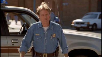 ROSWELL_-_E2X02_ASK_NOT_022.jpg