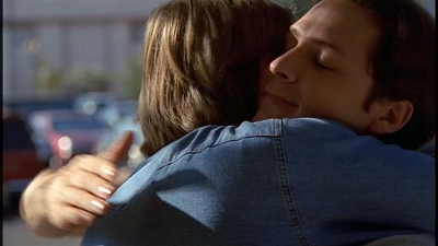 ROSWELL_-_E2X02_ASK_NOT_034.jpg