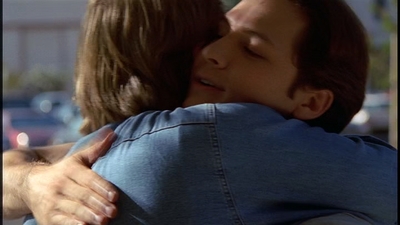 ROSWELL_-_E2X02_ASK_NOT_036.jpg