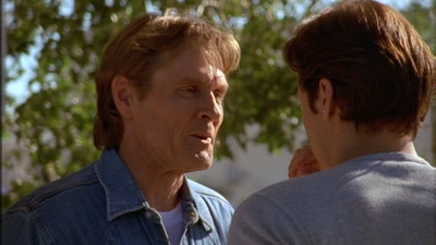 ROSWELL_-_E2X02_ASK_NOT_049.jpg