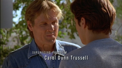 ROSWELL_-_E2X02_ASK_NOT_072.jpg