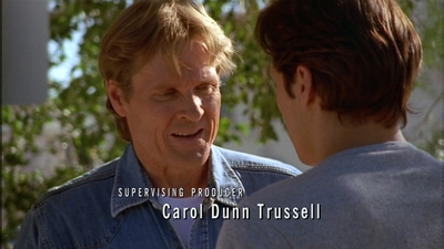 ROSWELL_-_E2X02_ASK_NOT_074.jpg