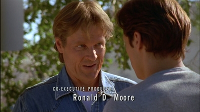 ROSWELL_-_E2X02_ASK_NOT_091.jpg