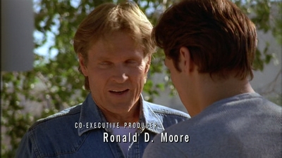 ROSWELL_-_E2X02_ASK_NOT_097.jpg