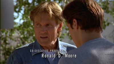 ROSWELL_-_E2X02_ASK_NOT_099.jpg