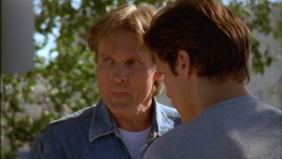ROSWELL_-_E2X02_ASK_NOT_103.jpg