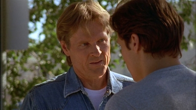 ROSWELL_-_E2X02_ASK_NOT_126.jpg