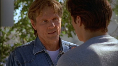 ROSWELL_-_E2X02_ASK_NOT_135.jpg