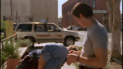 ROSWELL_-_E2X02_ASK_NOT_159.jpg