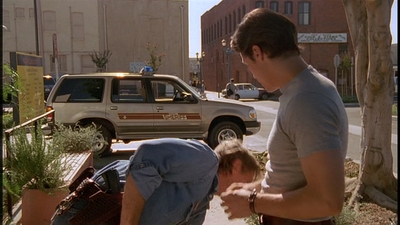 ROSWELL_-_E2X02_ASK_NOT_160.jpg