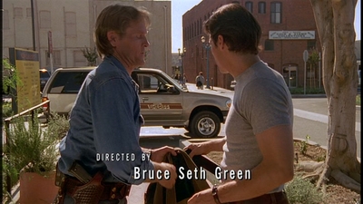 ROSWELL_-_E2X02_ASK_NOT_167.jpg