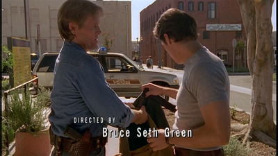 ROSWELL_-_E2X02_ASK_NOT_172.jpg